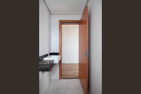 Apartamento para alugar com 51m², 2 quartos e 2 vagas Apartamento para alugar com 51m², 2 quartos e 2 vagasBanheiro da Suíte