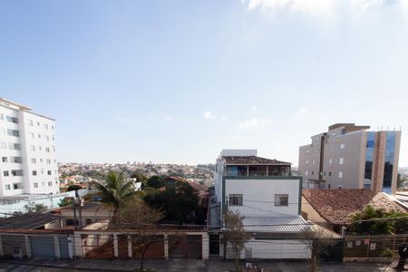 Vista da Suíte de apartamento para alugar com 2 quartos, 51m² em Santa Branca, Belo Horizonte