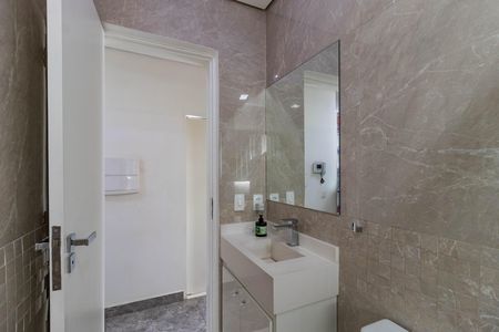 Banheiro de casa à venda com 3 quartos, 375m² em Alto da Lapa, São Paulo