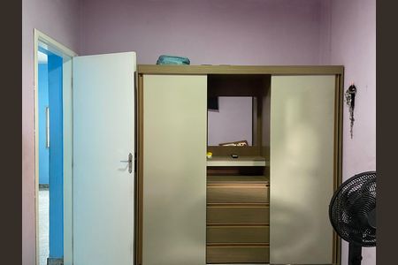 Casa à venda com 300m², 3 quartos e 4 vagas Casa à venda com 300m², 3 quartos e 4 vagasQuarto 3