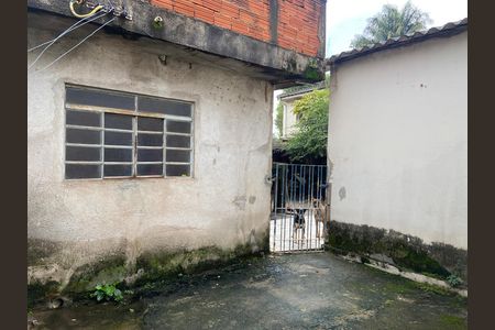 Casa à venda com 300m², 3 quartos e 4 vagas Casa à venda com 300m², 3 quartos e 4 vagasÁrea externa