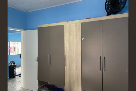 Casa à venda com 300m², 3 quartos e 4 vagas Casa à venda com 300m², 3 quartos e 4 vagasQuarto 1