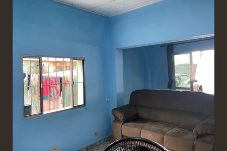 Casa à venda com 300m², 3 quartos e 4 vagas Casa à venda com 300m², 3 quartos e 4 vagasSala