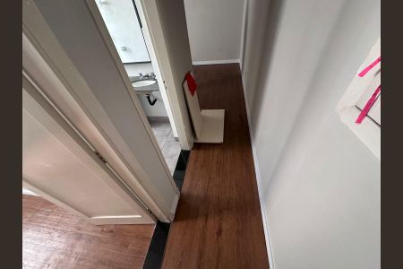 Apartamento à venda com 58m², 1 quarto e sem vaga Apartamento à venda com 58m², 1 quarto e sem vagaCorredor