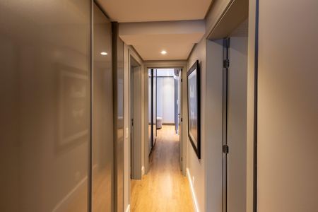 Corredor dos Quartos de apartamento à venda com 3 quartos, 160m² em Vale do Sereno, Nova Lima