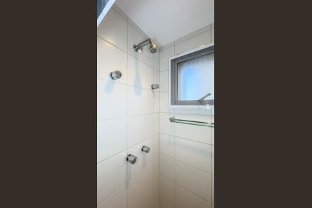 Apartamento para alugar com 147m², 4 quartos e 2 vagas Apartamento para alugar com 147m², 4 quartos e 2 vagasBanheiro da Suíte 2