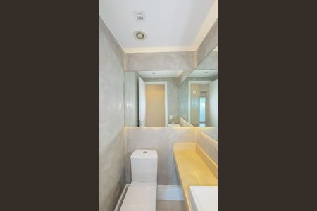 Apartamento para alugar com 147m², 4 quartos e 2 vagas Apartamento para alugar com 147m², 4 quartos e 2 vagasLavabo