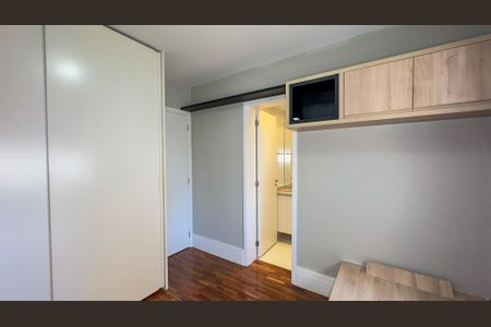 Suíte 2 de apartamento para alugar com 4 quartos, 147m² em Vila Gertrudes, São Paulo