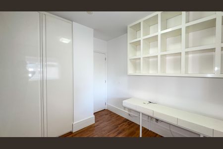 Apartamento para alugar com 147m², 4 quartos e 2 vagas Apartamento para alugar com 147m², 4 quartos e 2 vagasQuarto 2