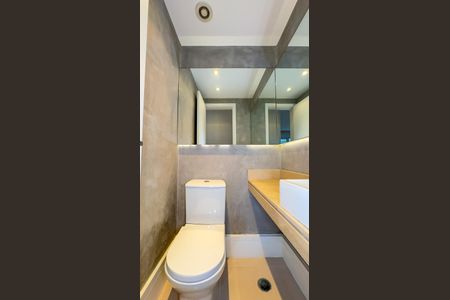 Apartamento para alugar com 147m², 4 quartos e 2 vagas Apartamento para alugar com 147m², 4 quartos e 2 vagasLavabo