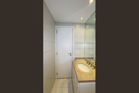 Apartamento para alugar com 147m², 4 quartos e 2 vagas Apartamento para alugar com 147m², 4 quartos e 2 vagasBanheiro