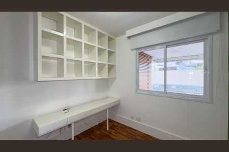 Apartamento para alugar com 147m², 4 quartos e 2 vagas Apartamento para alugar com 147m², 4 quartos e 2 vagasQuarto 2