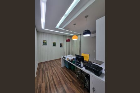 Casa de condomínio para alugar com 400m², 4 quartos e 4 vagas Casa de condomínio para alugar com 400m², 4 quartos e 4 vagasEscritório
