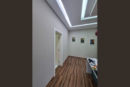 Casa de condomínio para alugar com 400m², 4 quartos e 4 vagas Casa de condomínio para alugar com 400m², 4 quartos e 4 vagasEscritório
