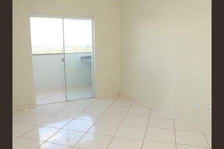 Apartamento para alugar com 2 quartos, 60m² em Vila Monticelli, Goiânia