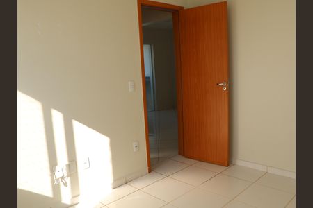 Apartamento para alugar com 2 quartos, 60m² em Vila Monticelli, Goiânia