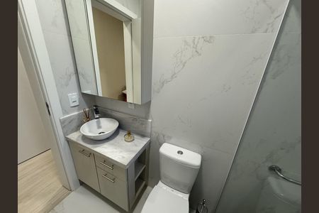 Banheiro  de casa à venda com 2 quartos, 122m² em Guarani, Novo Hamburgo