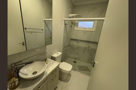 Banheiro  de casa à venda com 2 quartos, 122m² em Guarani, Novo Hamburgo