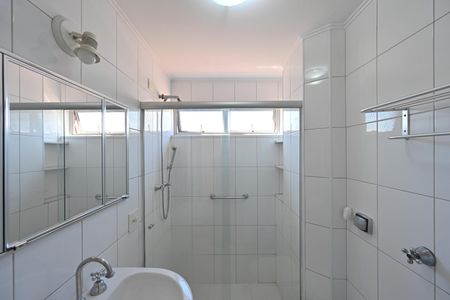 Apartamento à venda com 85m², 3 quartos e 1 vaga Apartamento à venda com 85m², 3 quartos e 1 vagaBanheiro Social