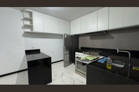 Casa para alugar com 7 quartos, 240m² em Aparecida, Belo Horizonte