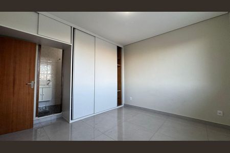 Casa para alugar com 240m², 7 quartos e 4 vagas