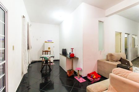 Casa à venda com 400m², 10 quartos e 2 vagas Casa à venda com 400m², 10 quartos e 2 vagasSala - Casa 2