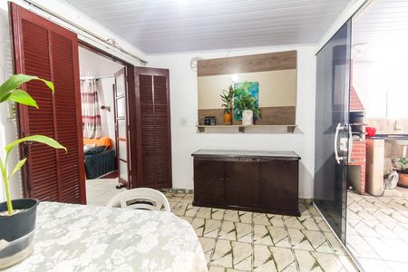 Casa à venda com 400m², 10 quartos e 2 vagas Casa à venda com 400m², 10 quartos e 2 vagasSala de Estar
