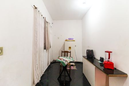 Casa à venda com 400m², 10 quartos e 2 vagas Casa à venda com 400m², 10 quartos e 2 vagasSala - Casa 2