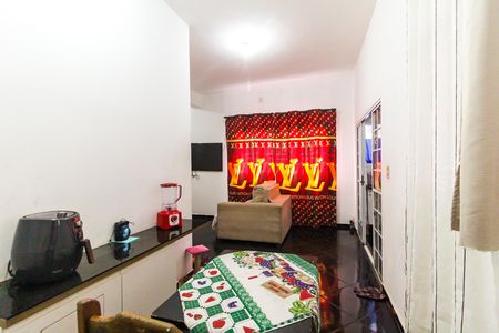 Casa à venda com 400m², 10 quartos e 2 vagas Casa à venda com 400m², 10 quartos e 2 vagasSala - Casa 2