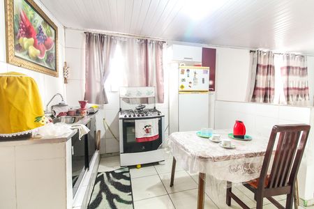 Casa à venda com 400m², 10 quartos e 2 vagas Casa à venda com 400m², 10 quartos e 2 vagasCozinha