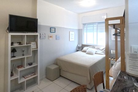 Sala e Quarto de apartamento para alugar com 1 quarto, 55m² em Aparecida, Santos