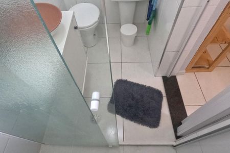 Banheiro de apartamento para alugar com 1 quarto, 55m² em Aparecida, Santos
