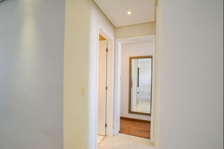 Apartamento à venda com 70m², 3 quartos e 2 vagas Apartamento à venda com 70m², 3 quartos e 2 vagasCorredor