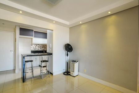 Apartamento à venda com 70m², 3 quartos e 2 vagas Apartamento à venda com 70m², 3 quartos e 2 vagasSala