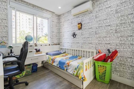 Apartamento para alugar com 128m², 3 quartos e 2 vagas Apartamento para alugar com 128m², 3 quartos e 2 vagasQuarto 1