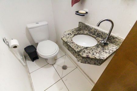 Casa à venda com 100m², 2 quartos e 1 vaga Casa à venda com 100m², 2 quartos e 1 vagaLavabo