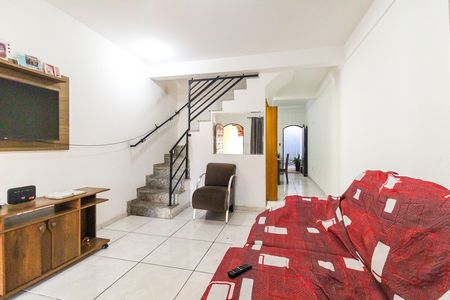 Casa à venda com 100m², 2 quartos e 1 vaga Casa à venda com 100m², 2 quartos e 1 vagaSala