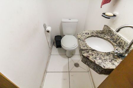 Casa à venda com 100m², 2 quartos e 1 vaga Casa à venda com 100m², 2 quartos e 1 vagaLavabo