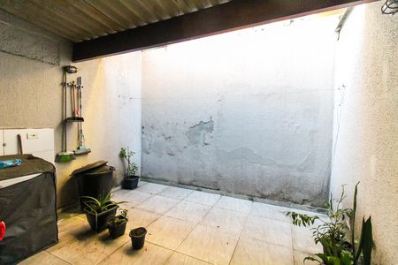 Casa à venda com 100m², 2 quartos e 1 vaga Casa à venda com 100m², 2 quartos e 1 vagaÁrea de Serviço
