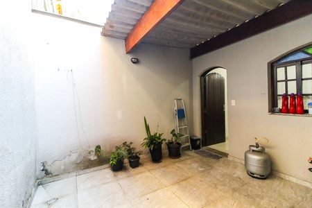 Casa à venda com 100m², 2 quartos e 1 vaga Casa à venda com 100m², 2 quartos e 1 vagaÁrea de Serviço