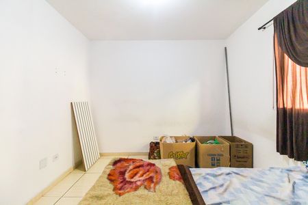 Suíte 1 de casa à venda com 2 quartos, 100m² em Vila Carmosina, São Paulo