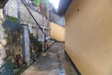 Área externa de casa para alugar com 2 quartos, 70m² em Serra Grande, Niterói