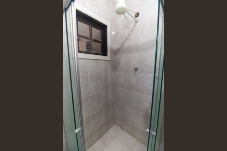 Casa para alugar com 70m², 2 quartos e 2 vagas Casa para alugar com 70m², 2 quartos e 2 vagasBanheiro Social