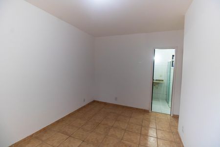 Casa para alugar com 70m², 2 quartos e 2 vagas Casa para alugar com 70m², 2 quartos e 2 vagasSuíte