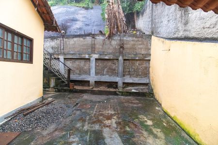 Garagem de casa para alugar com 2 quartos, 70m² em Serra Grande, Niterói