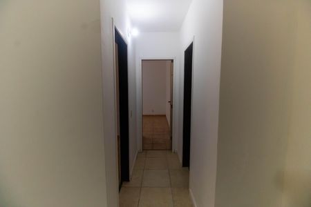 Casa para alugar com 70m², 2 quartos e 2 vagas Casa para alugar com 70m², 2 quartos e 2 vagasCorredor