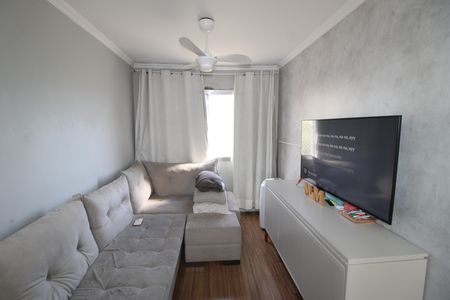 Sala de apartamento à venda com 2 quartos, 56m² em Conjunto Residencial José Bonifácio, São Paulo