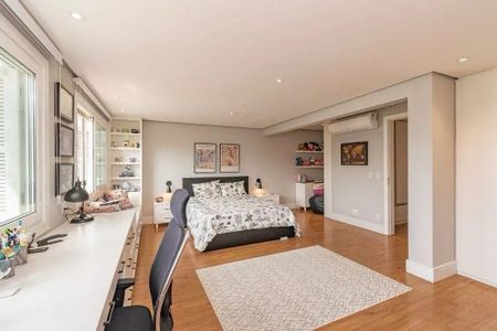 Suíte de casa para alugar com 3 quartos, 150m² em Três Figueiras, Porto Alegre