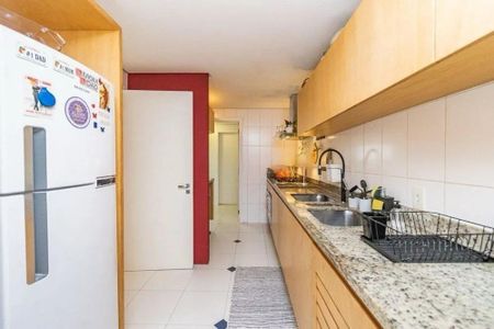 Cozinha de casa para alugar com 3 quartos, 150m² em Três Figueiras, Porto Alegre