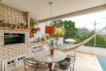 Casa para alugar com 150m², 3 quartos e 3 vagas Casa para alugar com 150m², 3 quartos e 3 vagasÁrea comum